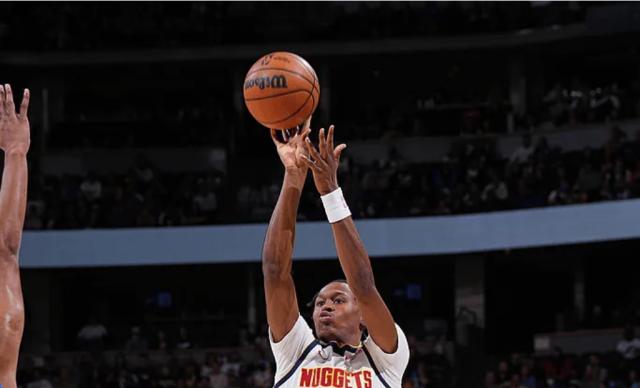 开云体育在线-进攻乏力全场仅87分！约基奇：我们有太多普通射手